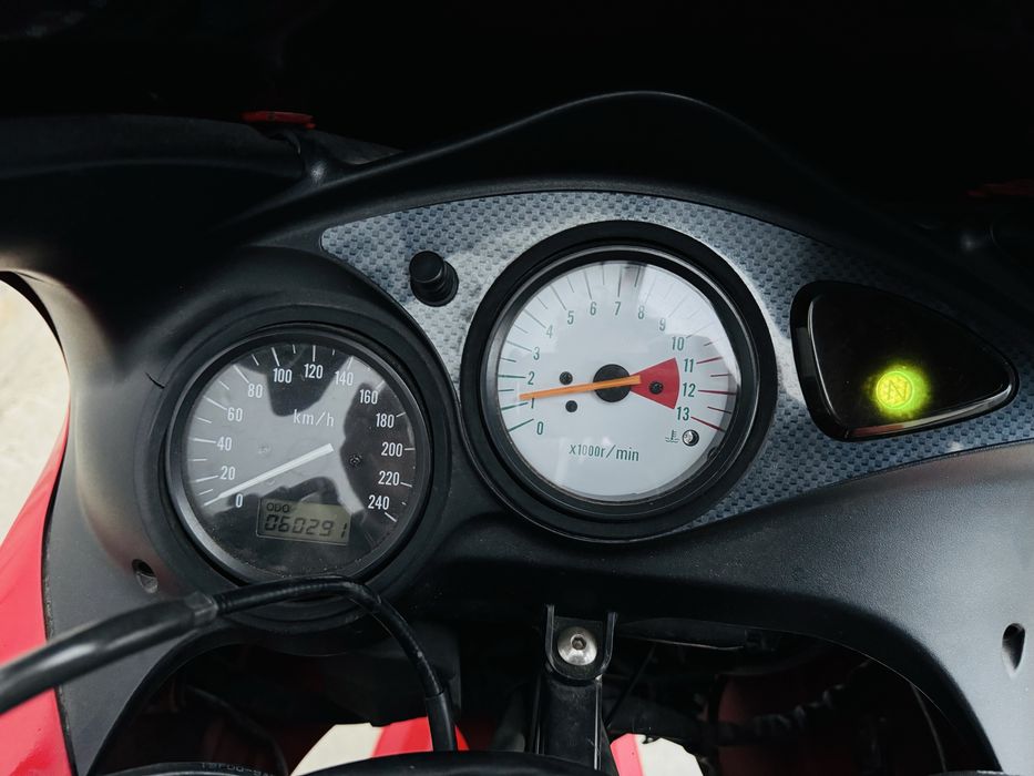 RATE FIXE fara avans Suzuki SV650S Livrare GRATUITA Buyback