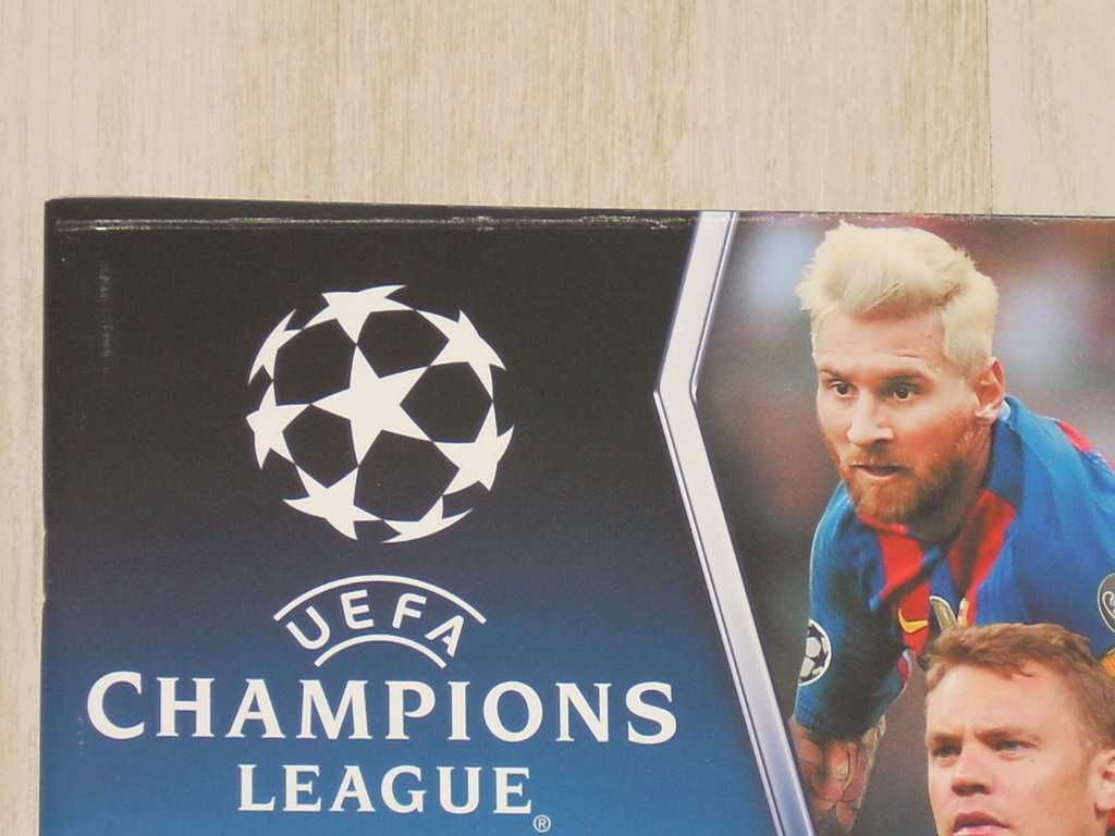 Oфициален стикер албум Шампионска лига 2016/17 UEFA Champions League
