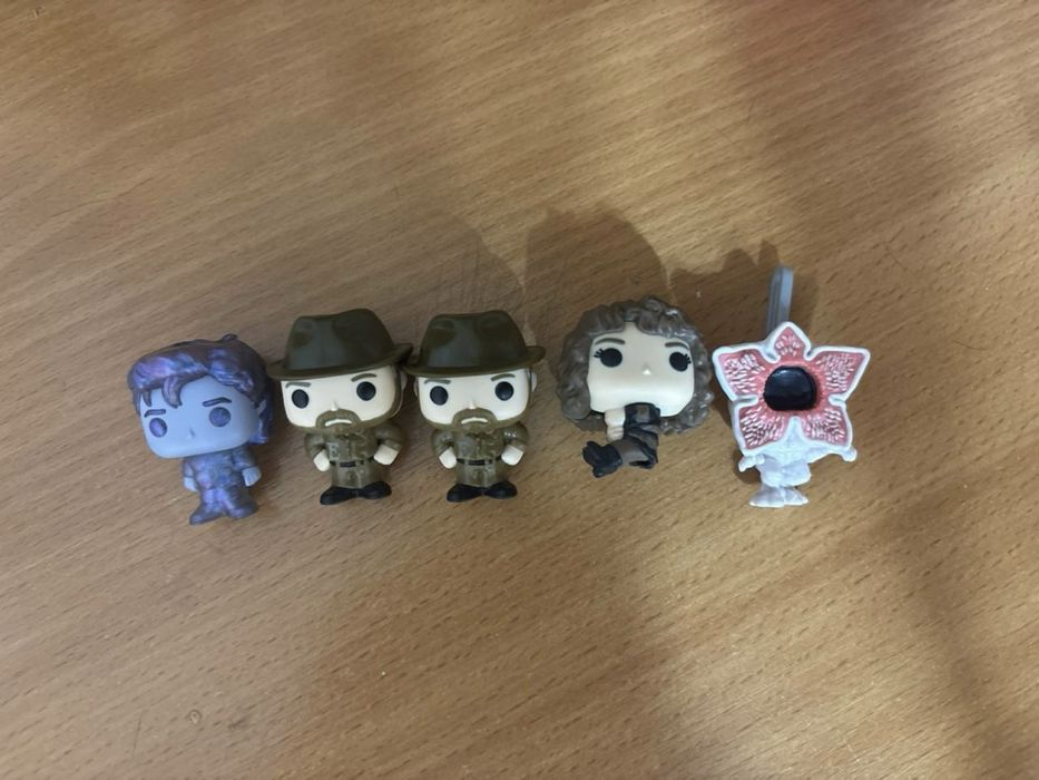 Фигруки из сериала «очень странные дела» осд