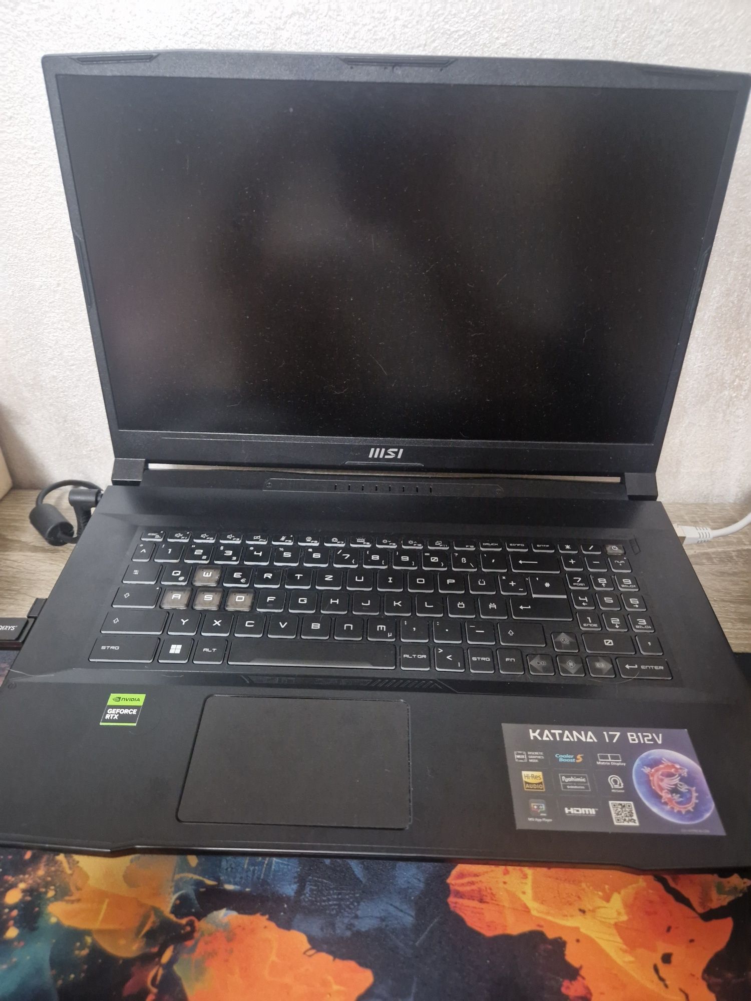 Laptop Gaming MSI KATANA 17 B12V