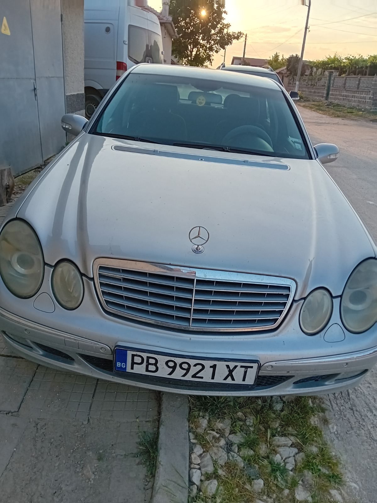 Мерцедес Е 270  автоматик