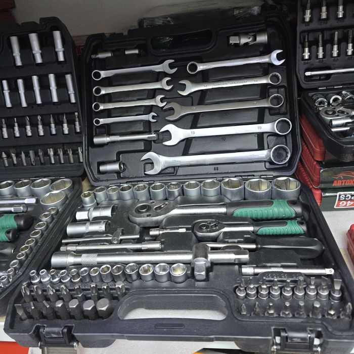 Этот набор за 13000тг. Наборы ключи инструментов инструменты для авто