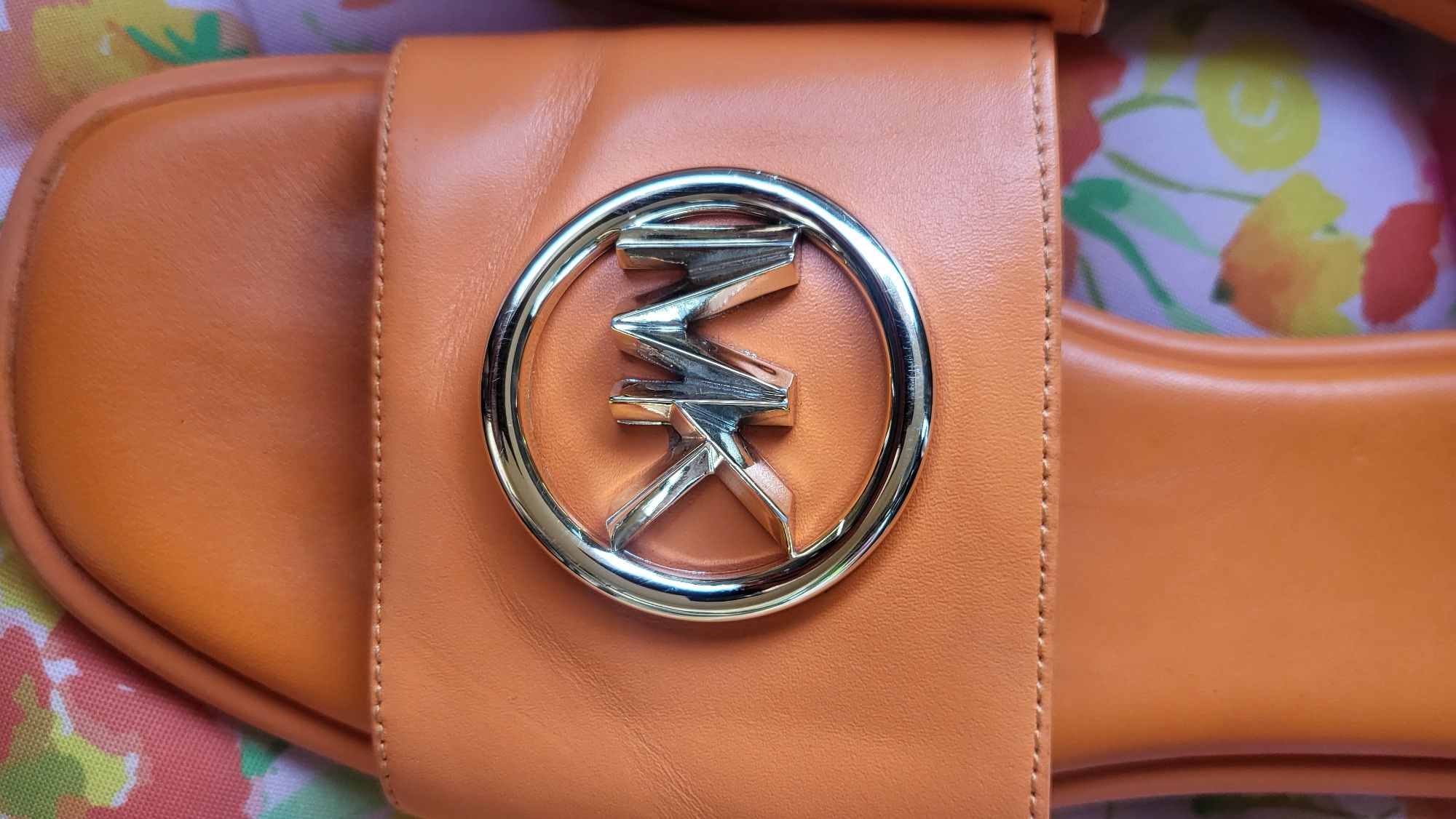 Michael kors оранжеви чехли естествена кожа