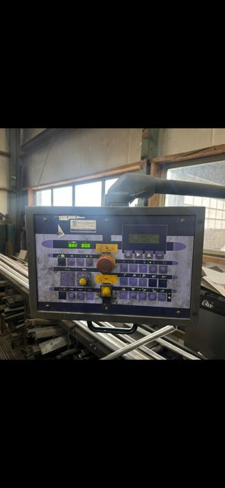 Fierastrau taiere metal automat cu banda
