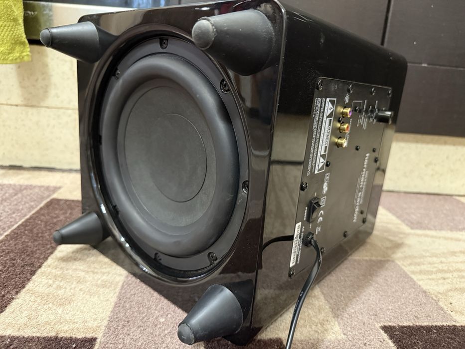 Harman Kardon HKTS-200 Активен Subwoofer