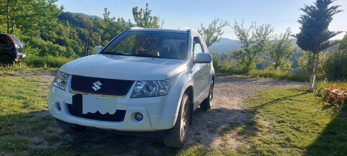 Vând suzuki grand vitara