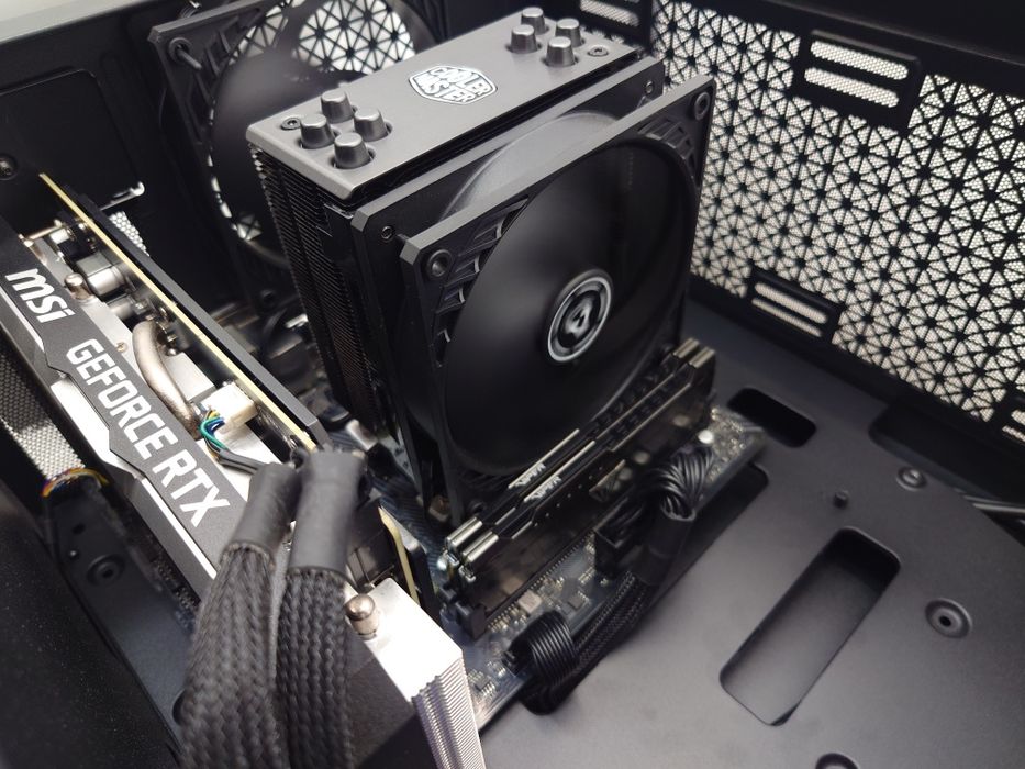 Гейминг компютър Ryzen/RTX/16GB/1TB