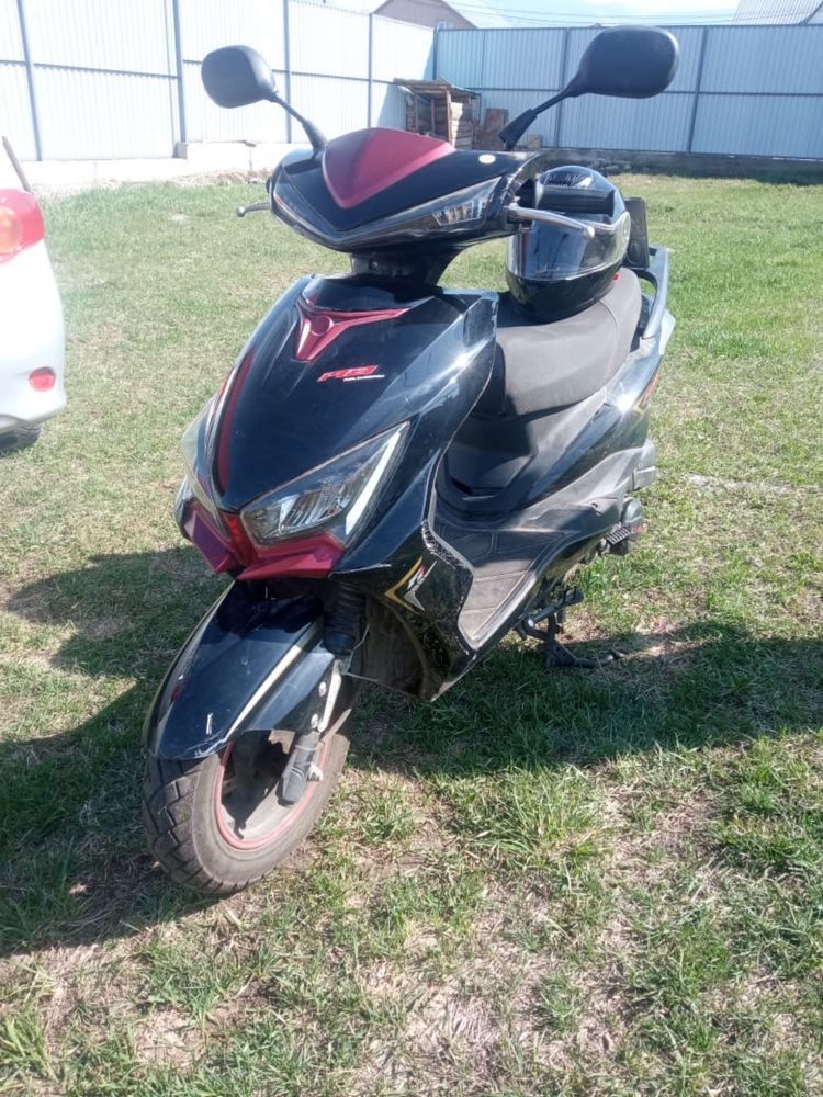 Продается мопед  М8 2022г