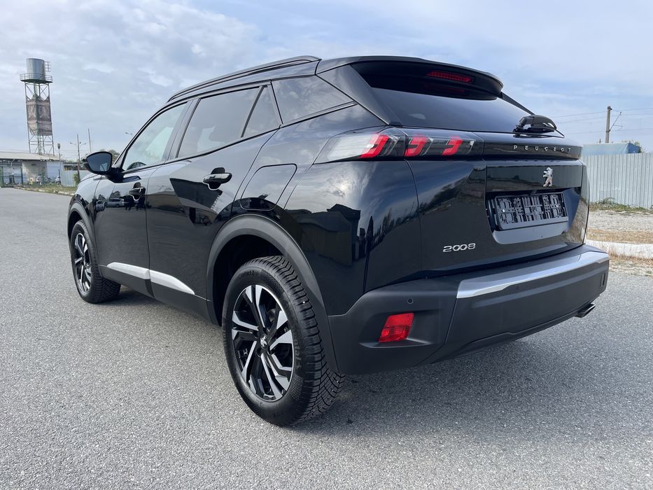 Peugeot 2008 An 2021 Allure Automat 130 cp cockpit Led Navi Camera