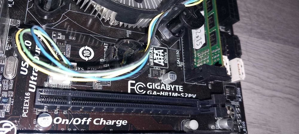 Kit performant, MB LGA 1150 Gigabyte H81M-S2PV/i3 4160/8Gb ddr3