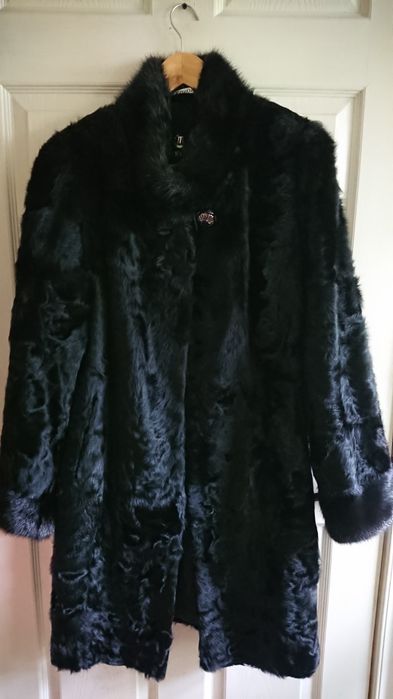 Шубка из меха козлика воротник норка.