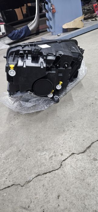 Vand far nou si original full led stanga stg  Skoda Karoq