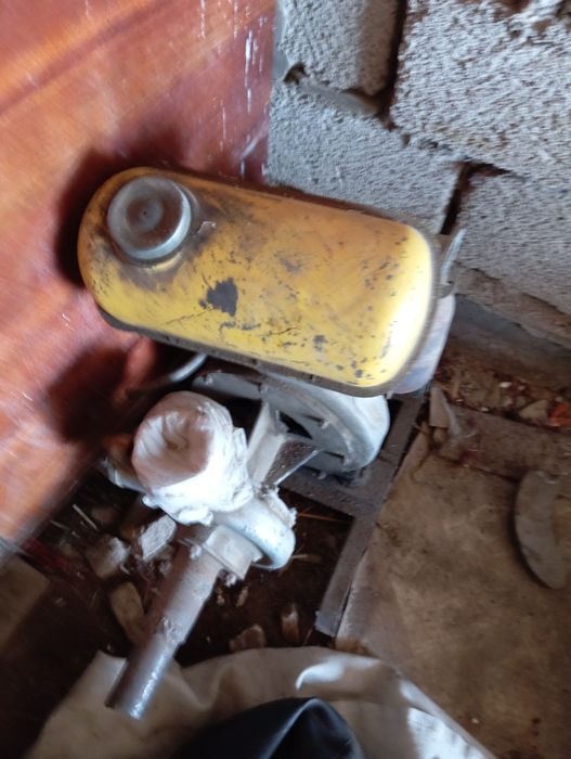 Продам водяной насос