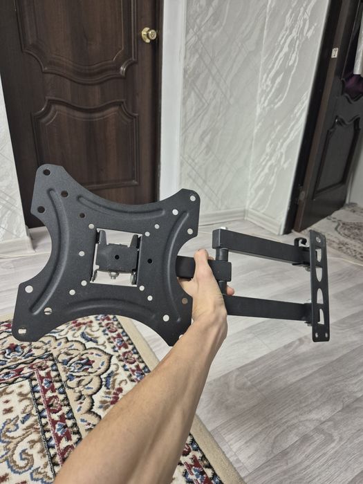 Кронштейн для телевизора