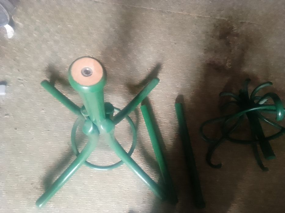 Дървена соц. Закачалка за дрехи