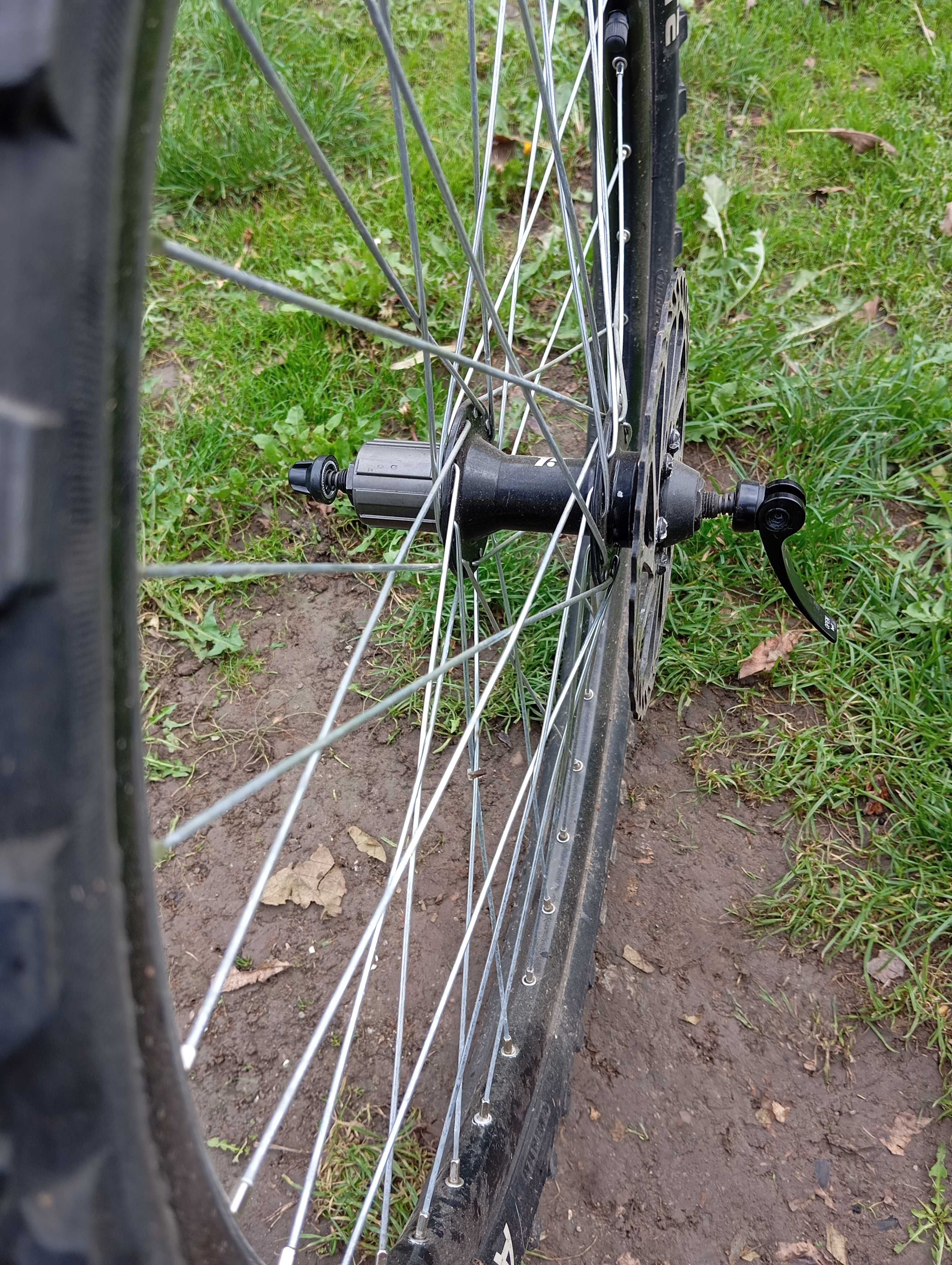 Vând roata joytech,bicicleta