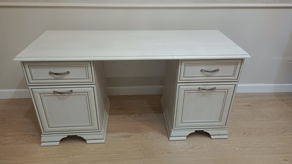 Стол 2х тумбовый