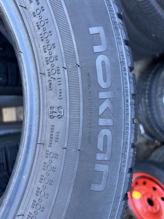 4бр 235/55/17 на 6мм с 19дот в Отлично състояние!!!