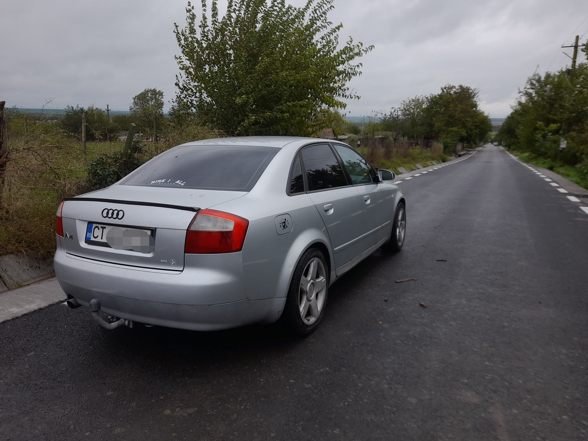 Vând Audi A4 B6.