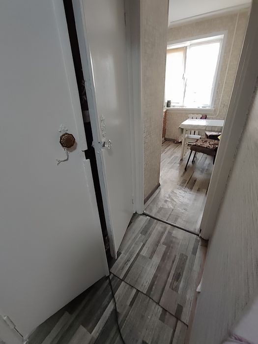 Продается 2-комн (3-52, 3 эт)