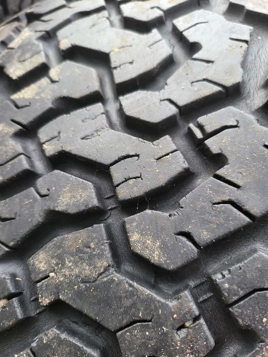 BF Goodrich 33x12.50 R15