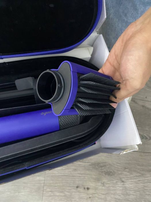 Dyson Airwrap HS05 фен, б/у