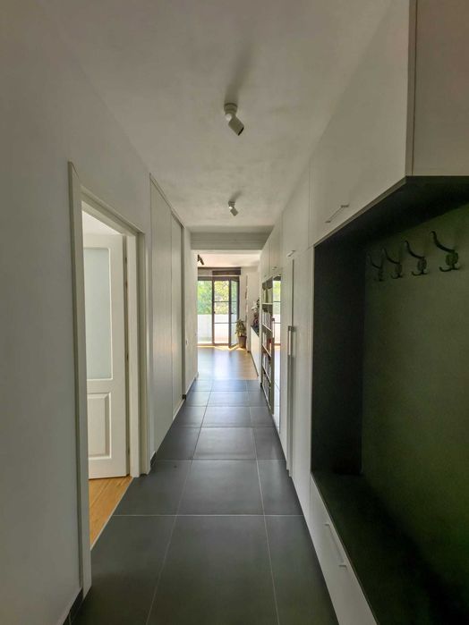 Apart 3 Camere Decomandat 2 Bai si 2 Balcoane etj 1 Mobilat  Parcare