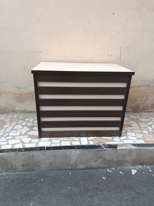 Продам срочно парты в наличии 6 штук