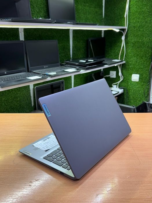 Компактный и мощный Lenovo Core i3 1215U/Intel UHD/ 8 Gb/ 512 SSD m2