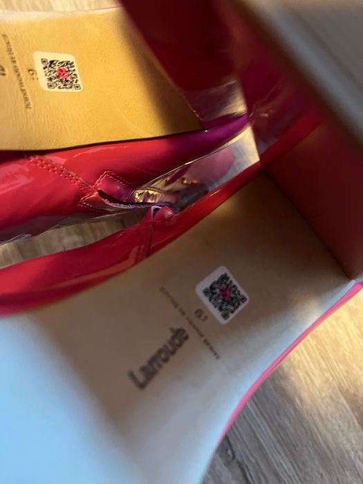 Larroude  нови ботуши