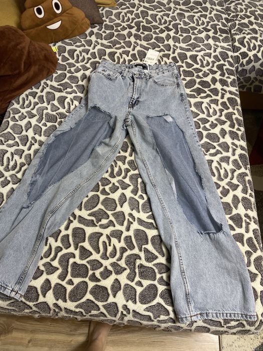 Чисто нови дамски ефектни дънки С/М поскоро М