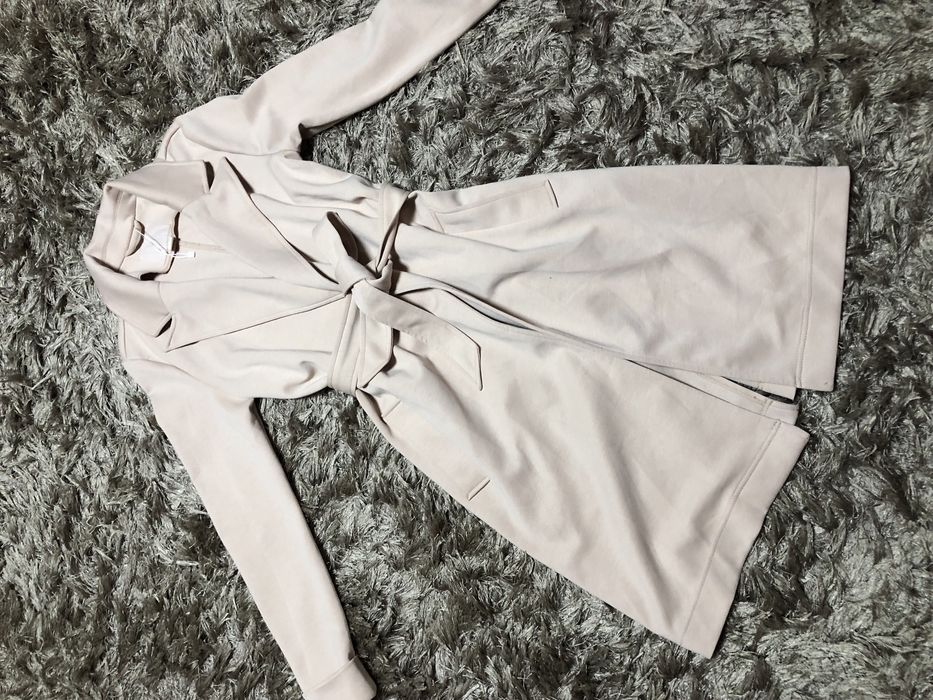 Манто/тренч AMISU