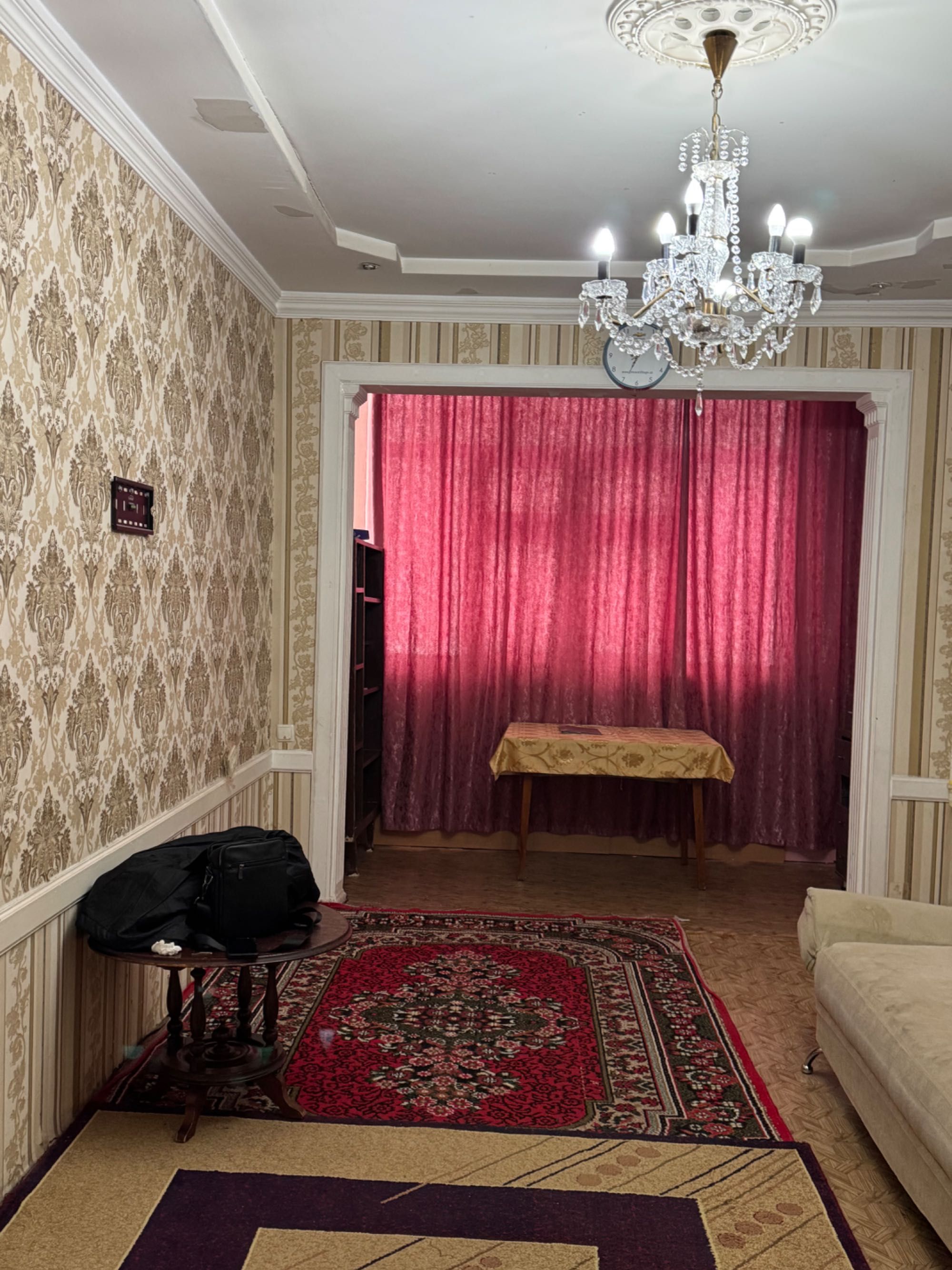 Аренда Юа11   2/1/4.  300уе. Мегапланет