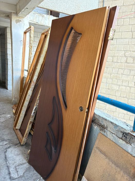 Двери комнатные почти как новые