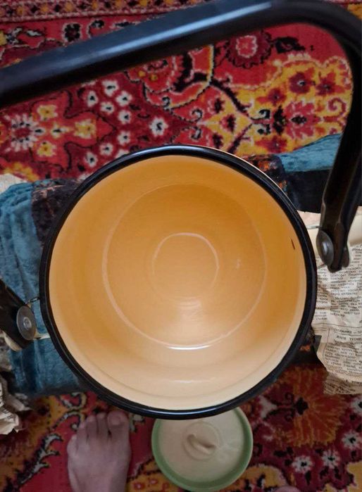 Чайник эмалированный советский