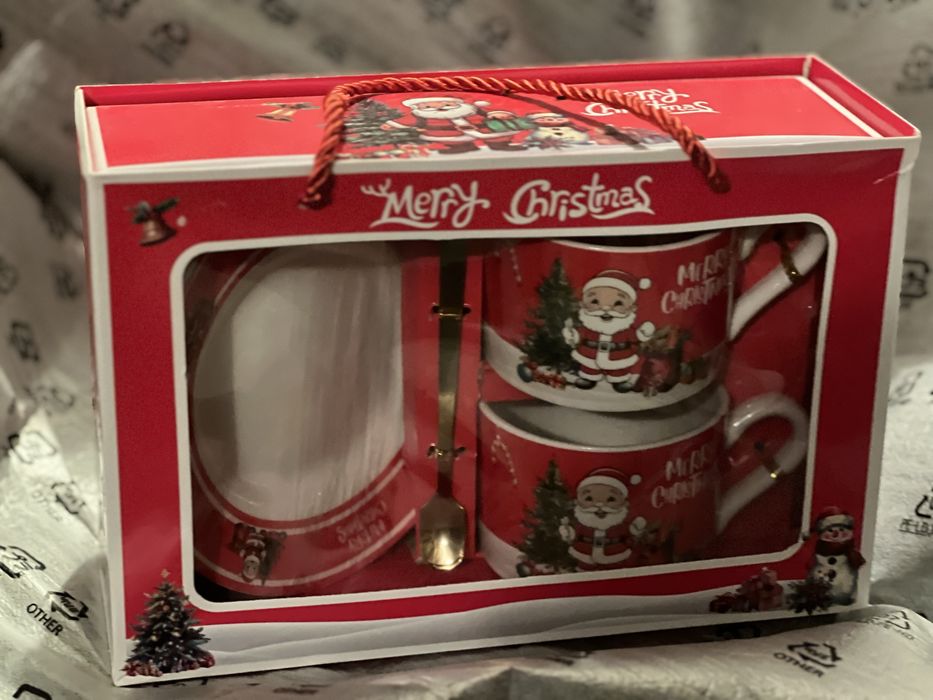 Set cadou Craciun 2 ceati cu farfurii in cutie cadou