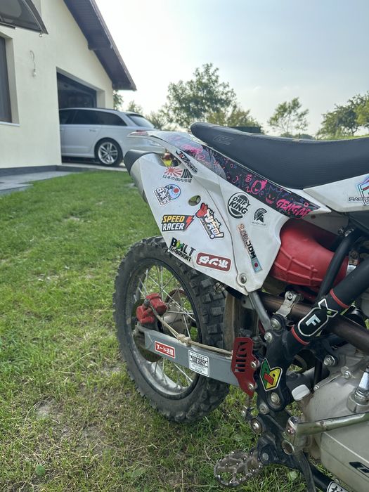 Cross 250.