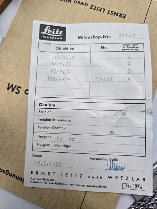 Microscop leitz, Leica