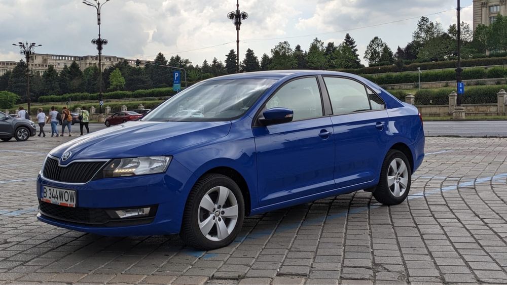 Inchirieri masini ieftine Bucuresti Skoda Rapid manual diesel rent car