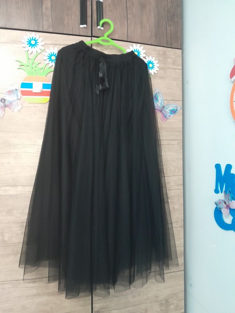 Maktab forma 1 marta bitiruvda kiyilgan