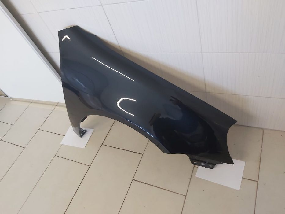 Aripa Fata Dreapta VW Golf 5/V 2004-2008 (LC5F (Albastru))