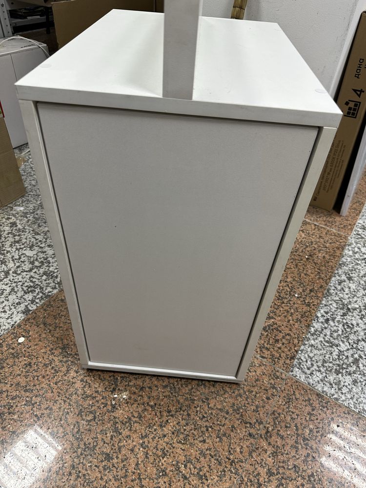 Продам тумбу цельную