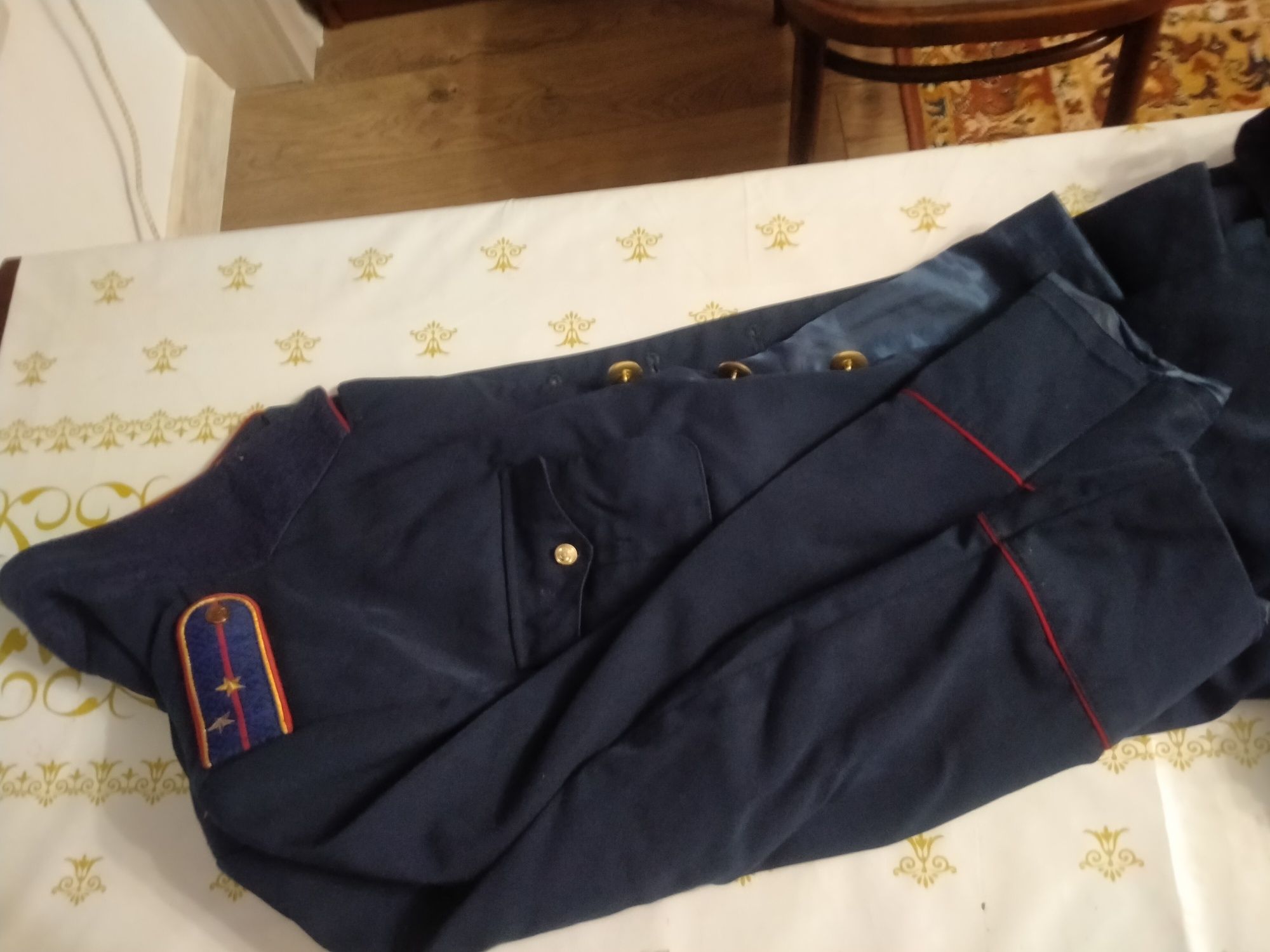 Форма полиции рубашки брюки