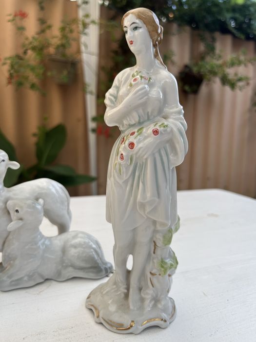 Bibelouri Autentice Colectia Romania Traditionala