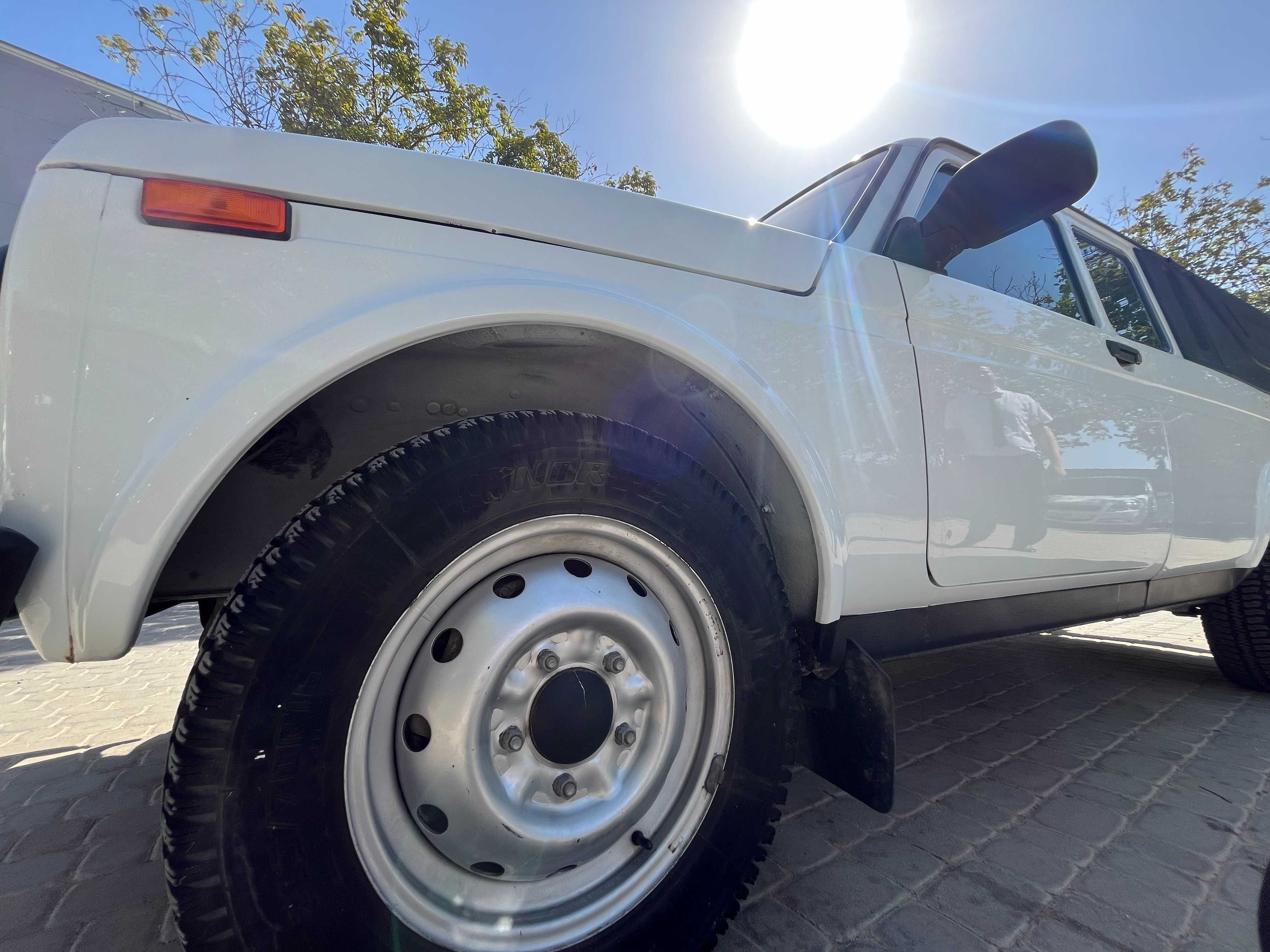 LADA NIVA пикап 2329