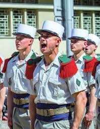 Военни колани от френския легион. Със шарка- продаден.