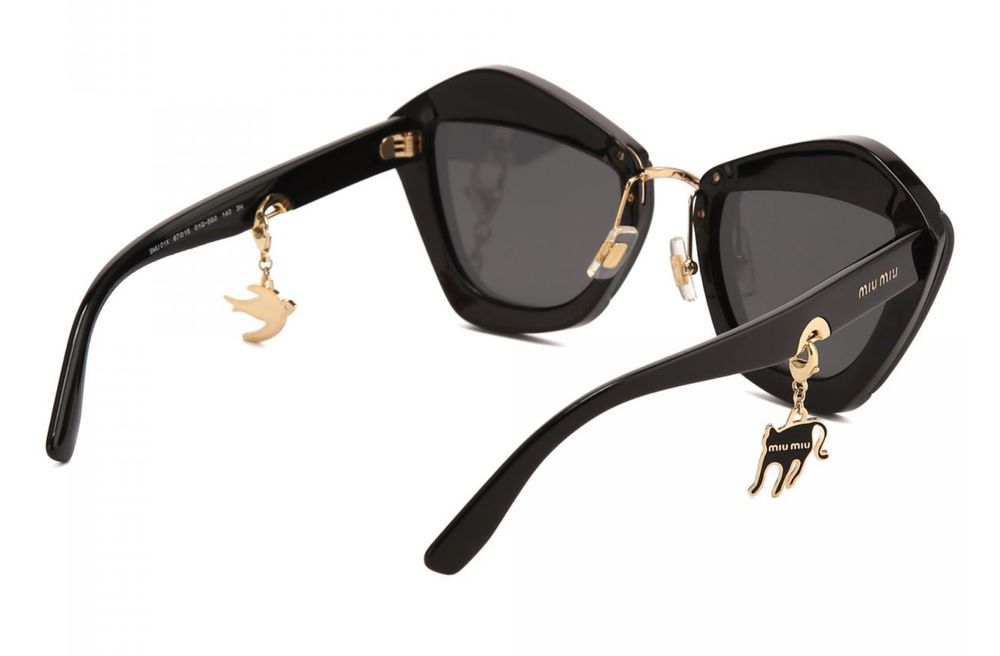 Оригинални луксозни слънчеви очила Miu Miu (Prada) с висящи аксесоари
