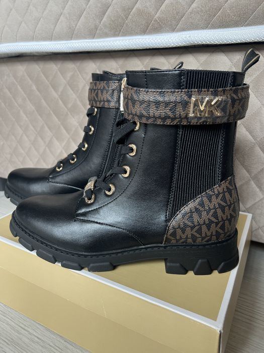 Michael kors дамски обувки/боти