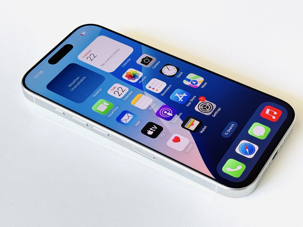 Iphone 16 Pro 128GB White Titanium Гаранция 6 месеца