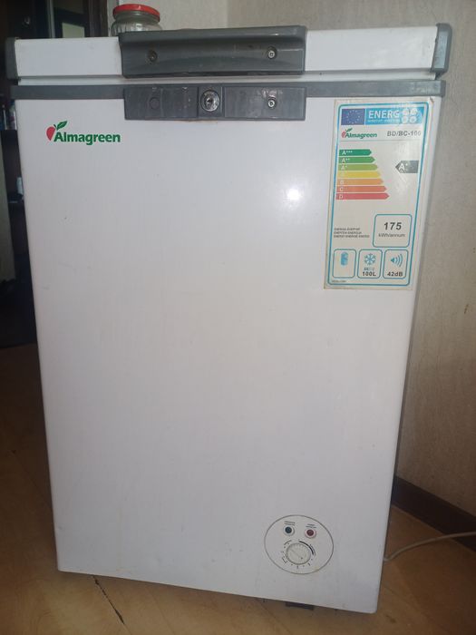 Продам Морозильную камеру